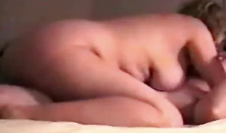 Il giorno film porno erotici italiani del compleanno, ragazzo frittura la ragazza di compleanno l'asino e il suo amico