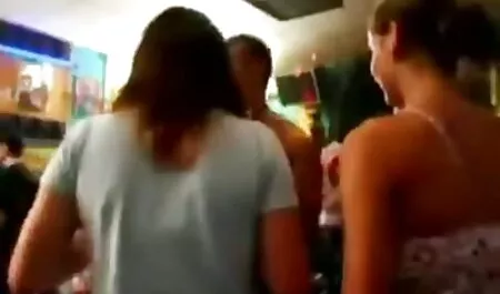 Brunetta video film erotici francesi giovane russo Fanculo in anale su il letto largo