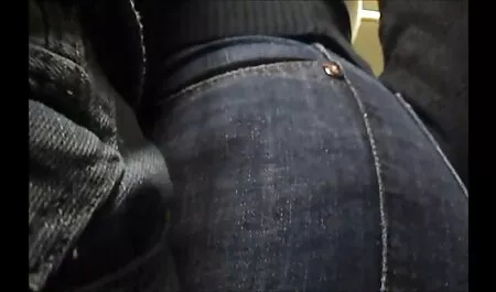 Leccare fare anilingus brune e metterlo nel film erotici italiani in streaming culo