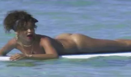 Stronzo moglie soddisfacente erotismo italiano video