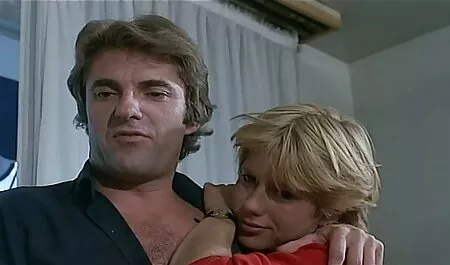 Due amici Brune splendida in calze nere si prega di video erotici italiani amatoriali scopare in due fori