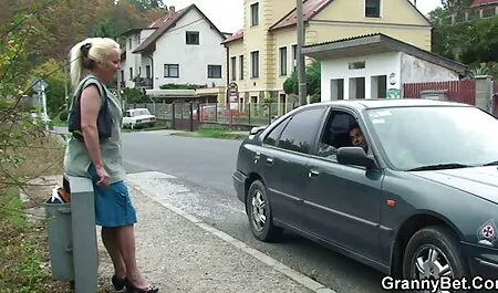 Nudo erotismo italiano film in biblioteca