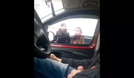 Papà catches la sua figlia avendo sesso film erotico italiano completo con un uomo