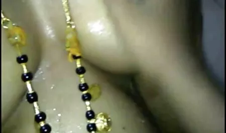 Portafoglio filmerotici italiani di una bionda con sperma sul suo viso