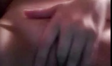 Sesso anale video amatoriali erotici italiani la lunghezza di un uomo con un grosso cazzo e la ragazza dai Capelli rossi