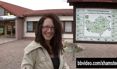 Le brune sono incredibilmente bellissime invitano un uomo con un grande pene a film erotici amatoriali gratis ZHMZH