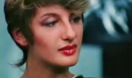 Sesso anale con ragazza russa ubriaco nel bosco in una posa che è video chat erotica ita confortevole