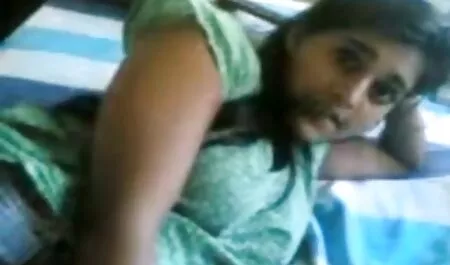 Le film erotico italiano completo persone sono brutali nelle due aste violentata bellezza nella camera d'albergo