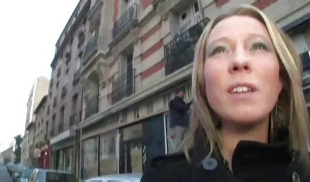 Amuleto gambe con collant rosa filmati italiani erotici e caldo sesso con Bruna Bella