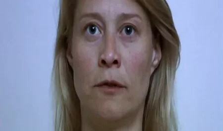 Giovane boss cazzo segretario in gonna corta sulla parte superiore del tavolo video erotici amatoriali gratis