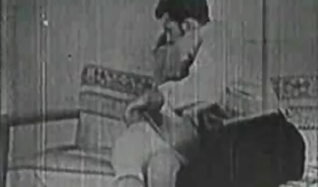 Ragazze adulto prende il film erotici italiani completi sessuale esperienza in il bagno con lei madre che afoso