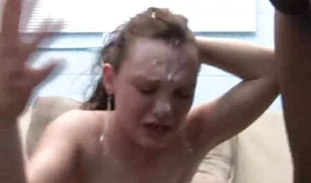 Brunetta Rita dà un pompino e spread lei gambe per sesso erotici italiani completi bellissimo