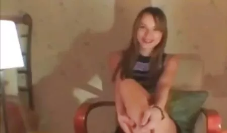 Sperma sul viso e erotici italiani le labbra