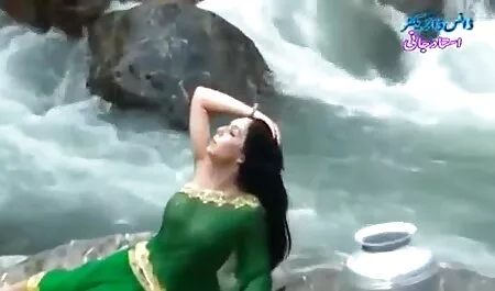 Slim bionda film erotici italiani gratis giovane provare anale per la prima volta sul pavimento