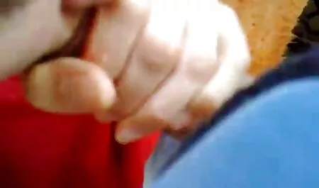 Dopo erotismo italiano video la corsa, il padre depravato si tratta di avvitare la figlia petto