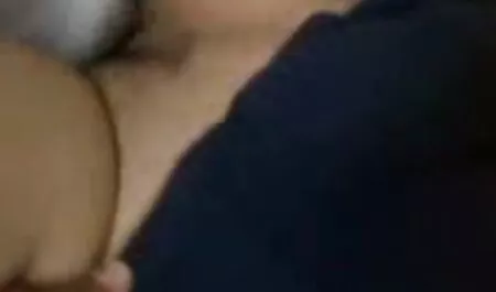 TEEN PORNO scene erotiche film italiani ROCCIA