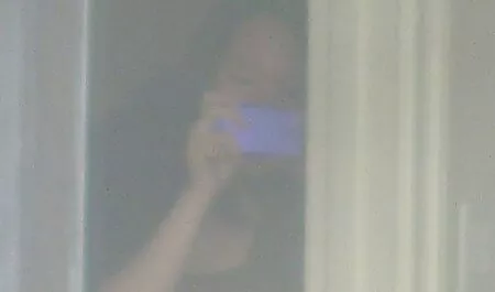 Dopo colazione, scene erotiche italiane l'uomo ha dato ai capelli un orgasmo vaginale marrone chiaro