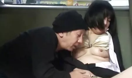 Le donne adulte sono dure dominanti atleta procace giovane film erotici in lingua italiana